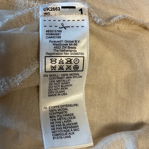 Forever 21 Cream Crop Top - Picture 7 of 7